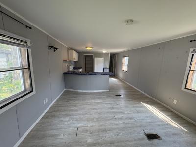 Photo 5 of 16 of home located at 414 Sunrise Park Pella, IA 50219