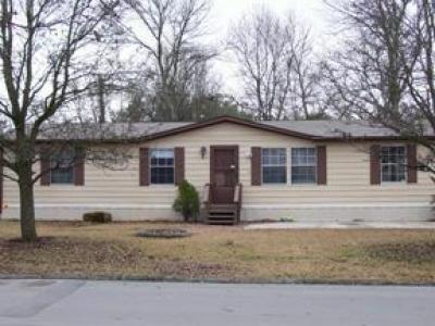 Mobile Home at 7204 Larkspur Ln Lot #21 Powell, TN 37849