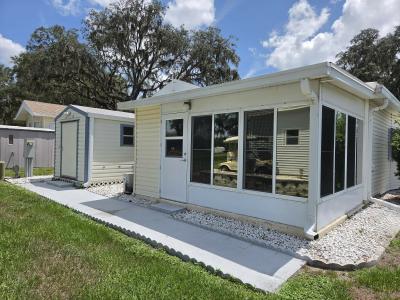 Photo 3 of 22 of home located at 3815 Royal Troon Way, Site 025 Zephyrhills, FL 33542