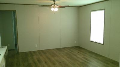 Photo 4 of 9 of home located at 48 Bb Street Lakeland, FL 33815