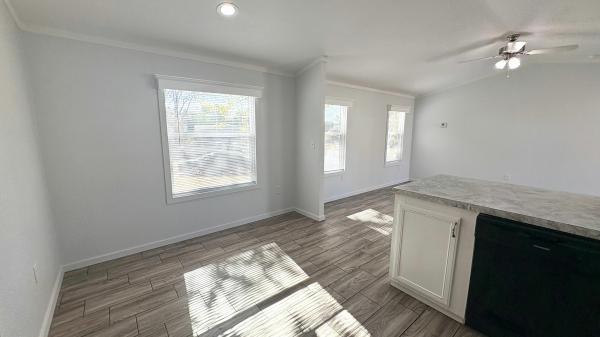 2025 Elliott Mobile Homes Solitaire Mobile Home