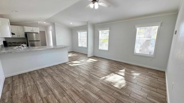 2025 Elliott Mobile Homes Solitaire Mobile Home