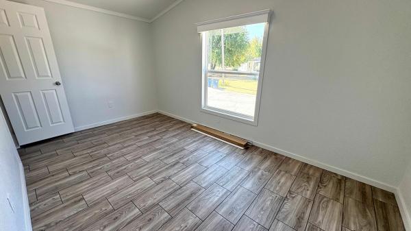 2025 Elliott Mobile Homes Solitaire Mobile Home