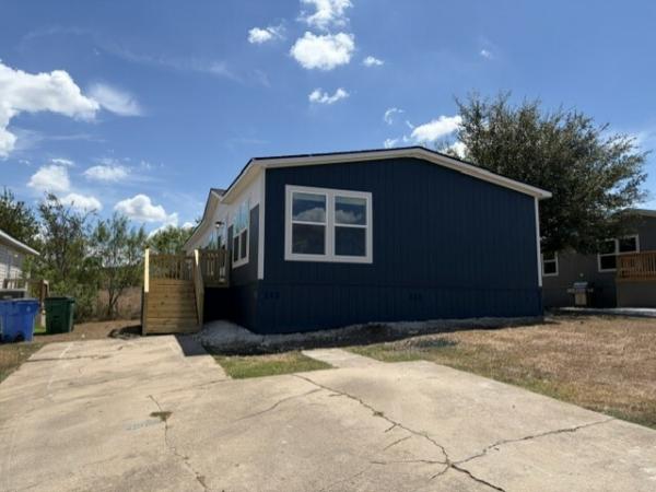 2027 clayton Mobile Home For Rent