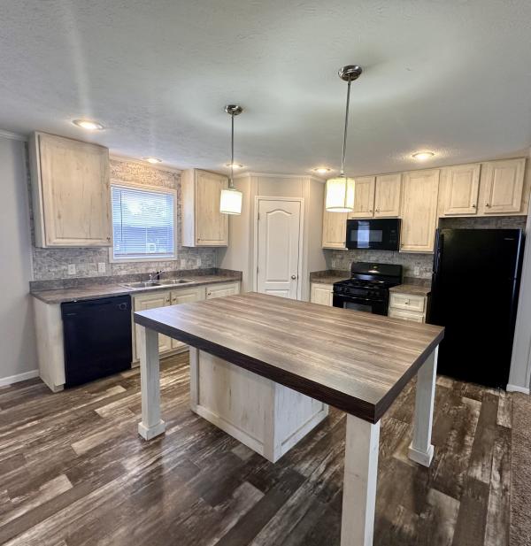 2019 Clayton Mobile Home For Sale