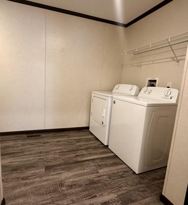 2019 Clayton 95PLH28523 Mobile Home