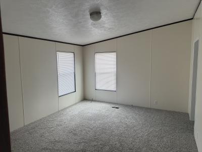 Photo 4 of 6 of home located at 900 Broken Feather Trl 367 Pflugerville, TX 78660