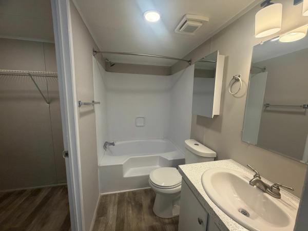 2005 Fleetwood Festival Mobile Home