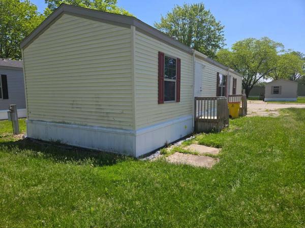 Photo 1 of 2 of home located at 2565 Apollo Drive Saginaw, MI 48601