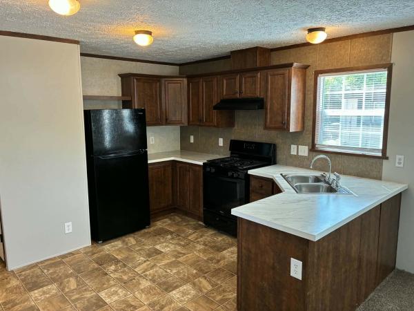 2015 Redman Advantage II 1460204RA Mobile Home