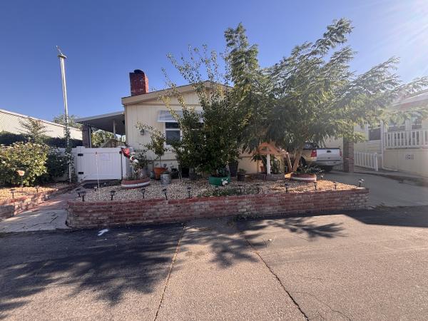 1987 Sunwood 1116B Mobile Home For Sale