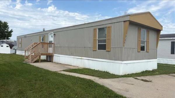 Photo 1 of 2 of home located at 4227 Starboard Dr. Fort Wayne, IN 46825