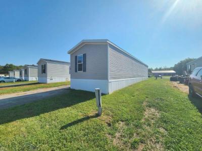Mobile Home at 404 N Gray St Lot 48 Madison, IN 47250