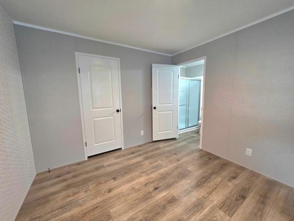Photo 5 of 2 of home located at 175 Flicker #175 Rochester Hills, MI 48309