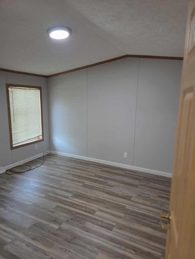 Photo 4 of 18 of home located at 3141 S. Hallett, Lot 66 Swanton, OH 43558