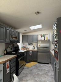 1990 Fairmont Manufactured Home