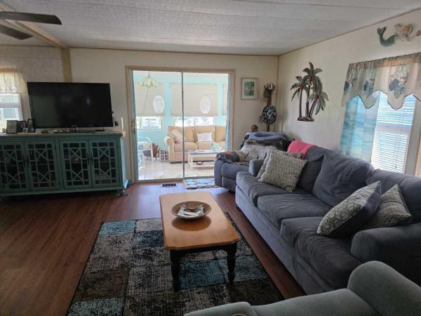 1980 2BR/2BA Manufactured Home