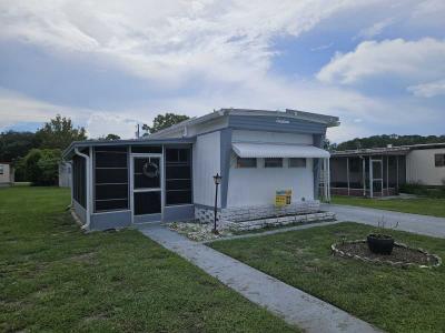 Photo 2 of 36 of home located at 11801 Cree Lane New Port Richey, FL 34654