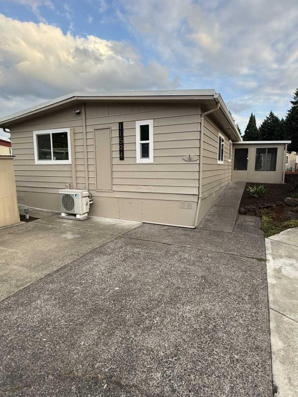 1976 Bendix  Paramount Mobile Home