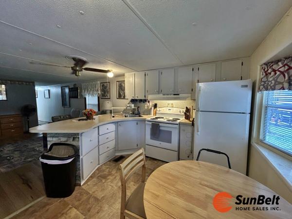 1980 OAK Mobile Home