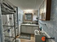 1980 OAK Mobile Home
