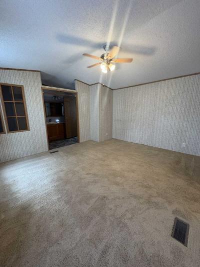 Photo 4 of 10 of home located at 2810 Westwood Drive  Bay City, MI 48706