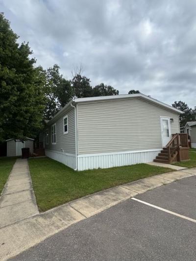 Mobile Home at 24072 Deer Creek Flat Rock, MI 48134