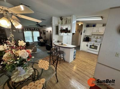 Photo 5 of 21 of home located at 471 Petunia Drive Fruitland Park, FL 34731