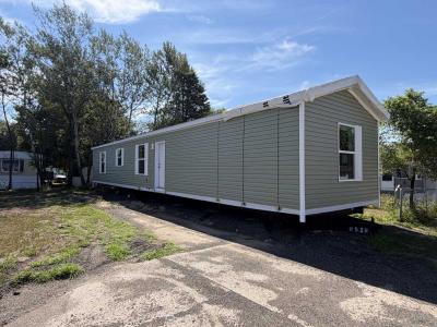 Mobile Home at 3304 Maplewood St Lot #115 Muskegon, MI 49444