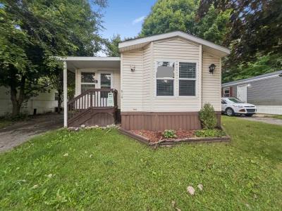 Photo 5 of 28 of home located at 619 Poe Street South Lyon, MI 48178