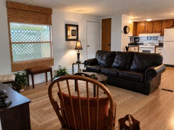1983 LIBE Manufactured Home