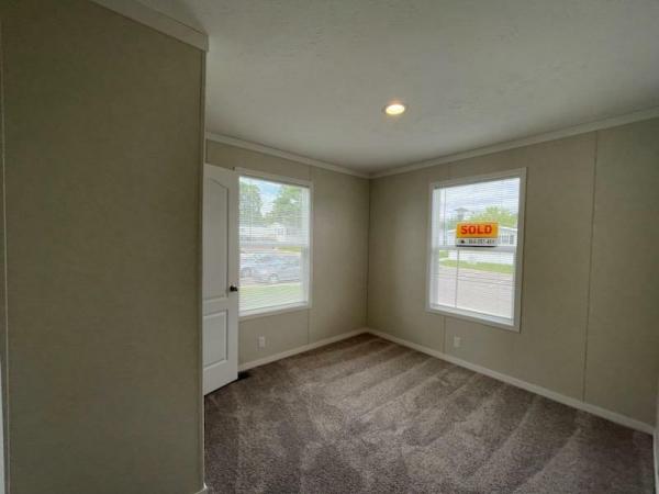 2023 Clayton 95PLH16663B Mobile Home