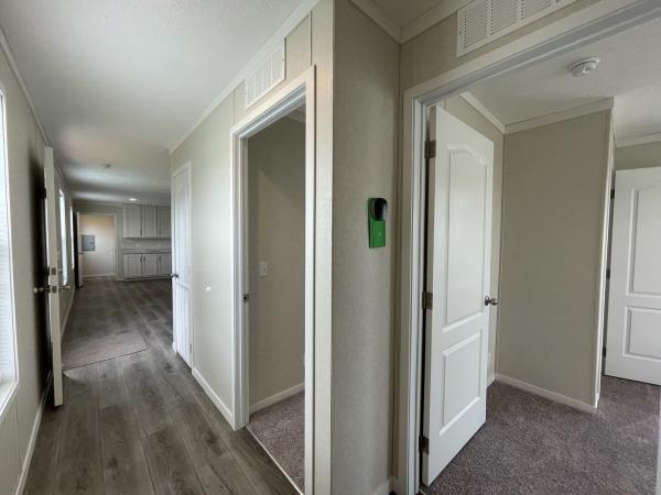 2023 Clayton 95PLH16663B Mobile Home