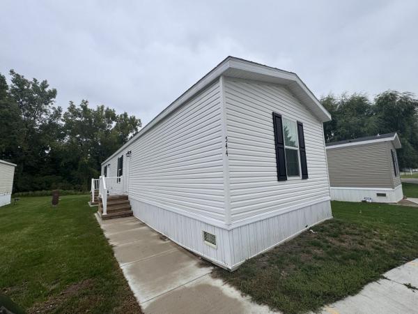 2025 Champion Dutch Aspire Mobile Home