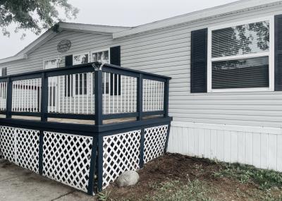 Mobile Home at 6191 Crestwood White Lake, MI 48383