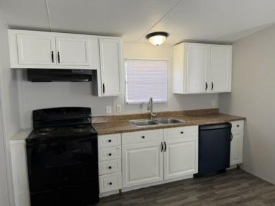 Photo 2 of 9 of home located at 316 East Fork Crossing Batavia, OH 45103