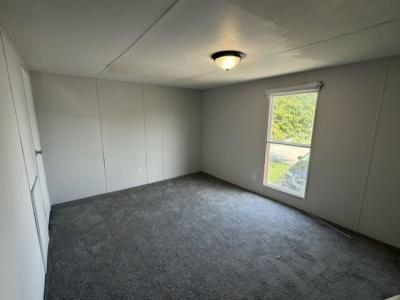 Photo 3 of 9 of home located at 316 East Fork Crossing Batavia, OH 45103