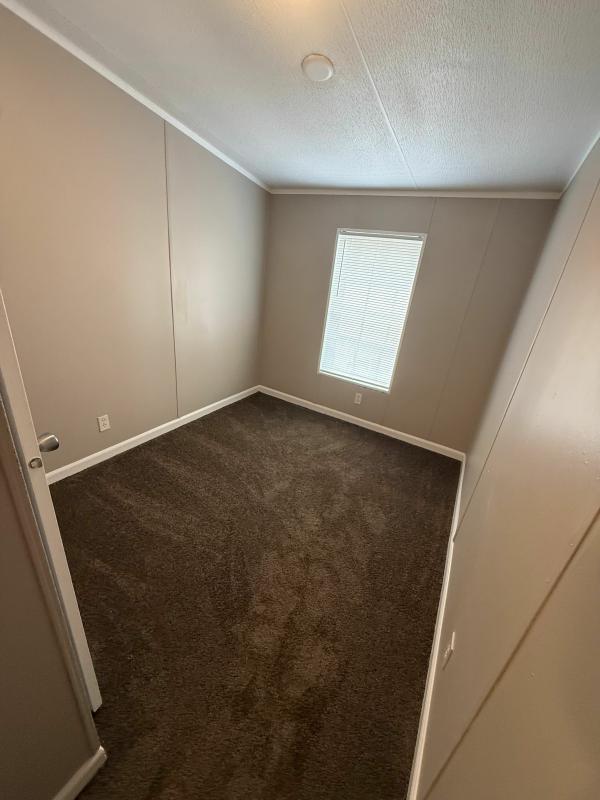 1998 Clayton Homes Inc Mobile Home For Sale