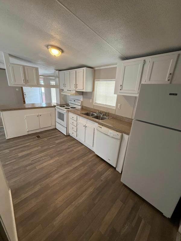 1998 Clayton Homes Inc Waycross Mobile Home