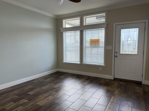 2019 Champion FL26100PHA102777A/B Mobile Home
