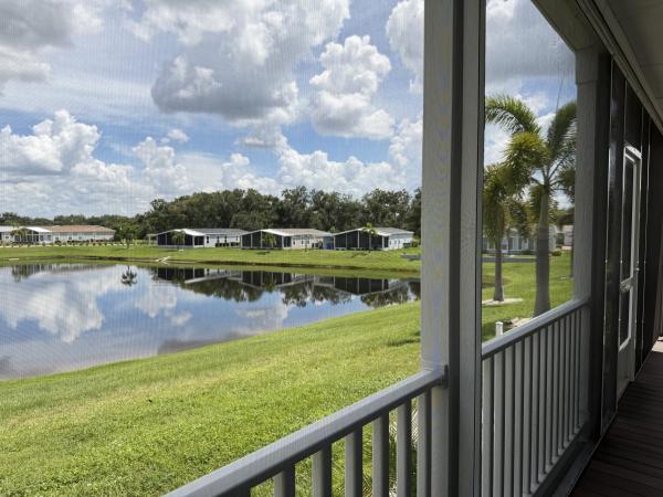 2019 Champion FL26100PHA102777A/B Mobile Home
