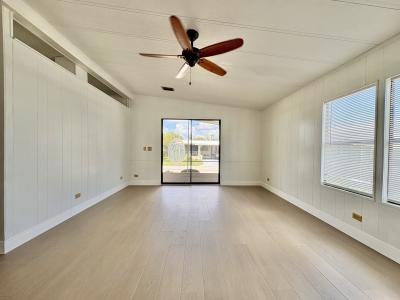 Photo 3 of 48 of home located at 5532 Stonehaven Lane Lot 320 Sarasota, FL 34233