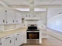 1984 VILL Mobile Home
