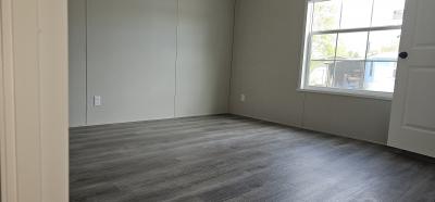 Photo 4 of 12 of home located at 6610 Lear Nagle Rd #168 #168 North Ridgeville, OH 44039