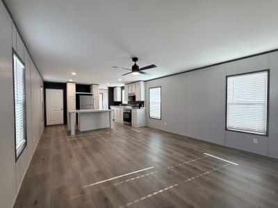Photo 4 of 27 of home located at 127 Paramount Drive #Para127 Sanger, TX 76266