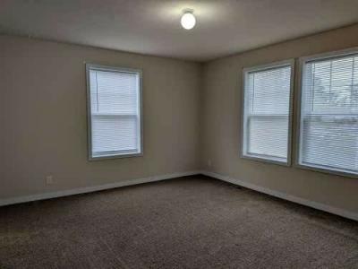 Photo 4 of 6 of home located at 29326 Pine Flat Rock, MI 48134