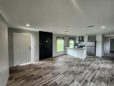 Photo 2 of 8 of home located at 10420 Us Hwy 31, #360 Tanner, AL 35671