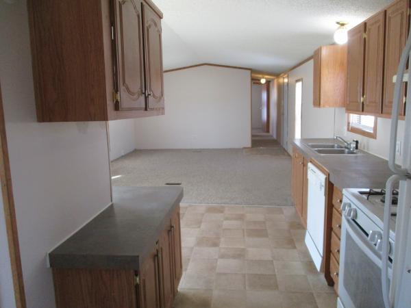 1999 Fairmont Mobile Home