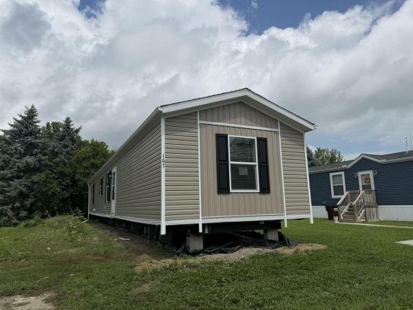 Photo 1 of 1 of home located at 167 Chesterfield Street Erie, MI 48133