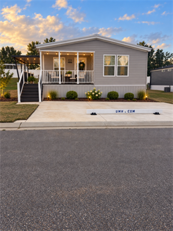 Photo 1 of 1 of home located at 4124 Hinge Gate Lane Memphis, TN 38128